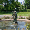 modern art sculpture metal craft woman fountain statue for garden